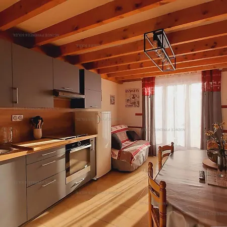 Chalet 6 Pers, 2 Chambres, Parking, Les - Fr-1-295-159